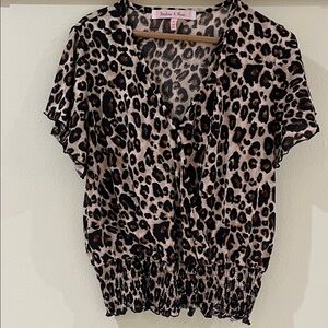 Leopard Print V-Neck Blouse